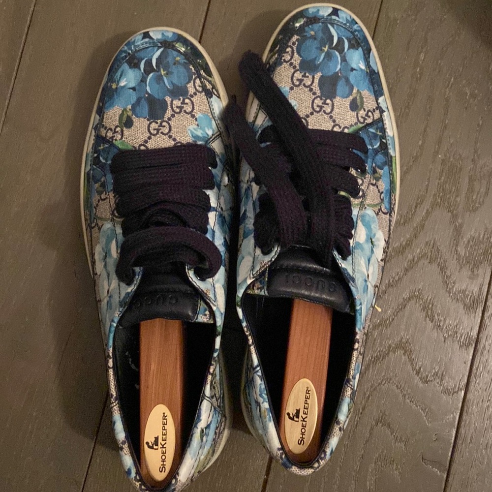 Gucci shoes